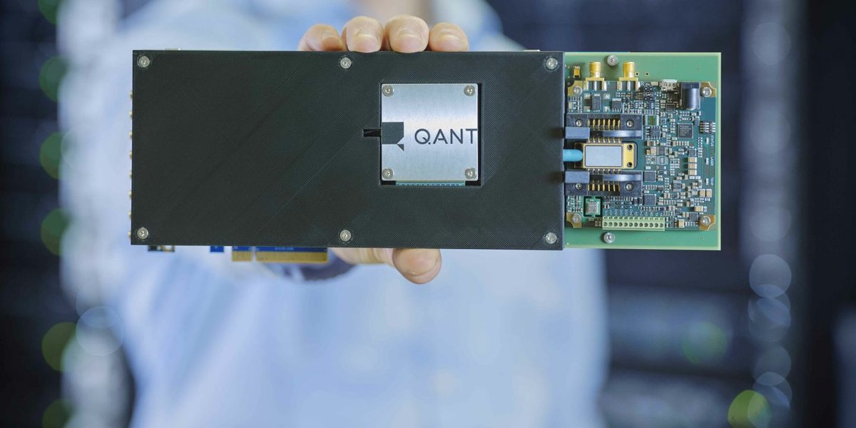 Germany Makes First Commercial Photonic Processor for AI