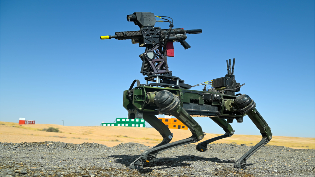 US Military Tests Robotic Dog to Shoot Down Drones
